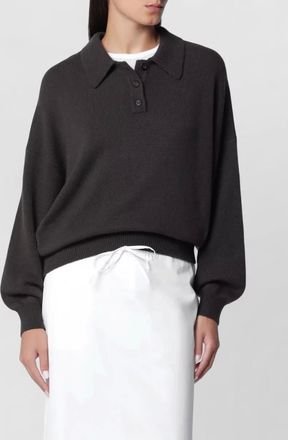 Lisa Yang jumper