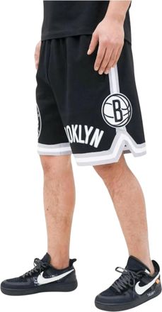 Pro Standard Pro Standard Brooklyn Nets Classic Chenille Shorts in Black Men
