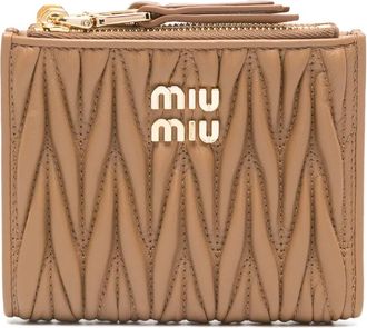 Miu Miu Matelass&eacute; portemonnee - Bruin