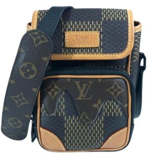 Louis Vuitton Vintage, unisex, Bruin, ONE Size, Pre-owned Vintage Canvas Cross Body Bag