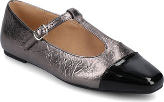 Journee Collection Women & apos;s Theah Medium and Wide Width Dress Flats