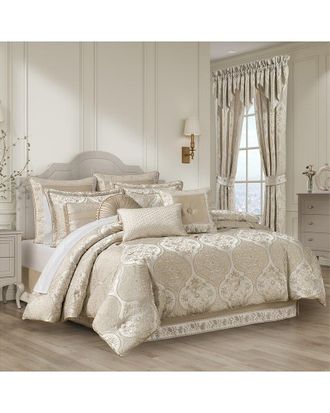 J. Queen New York 4Pc Comforter Set