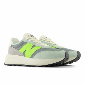 New Balance Sneakers U370