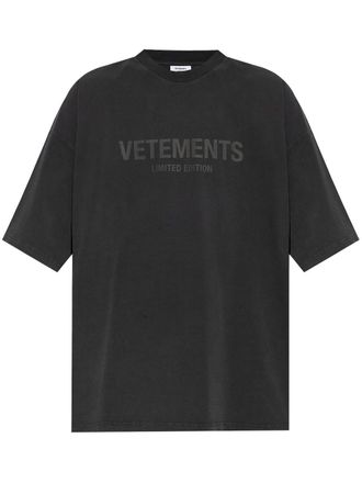 VETEMENTS logo-print T-shirt - Black