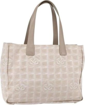 Chanel Pre-owned Tote Bags, female, Beige, Size: ONE SIZE Pre-owned Nylon Tote Bag