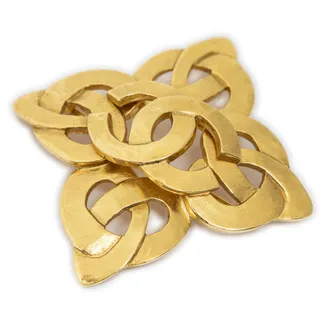 Chanel CC Quatrefoil Knot Brooch Pin Broche