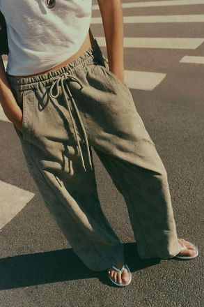 Pilcro Izzie Relaxed Full-Length Cargo Barrel Pants