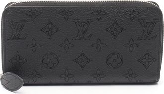 Louis Vuitton Black Mahina Leather Leather Long Wallet (Bi-Fold) (Pre-Owned)