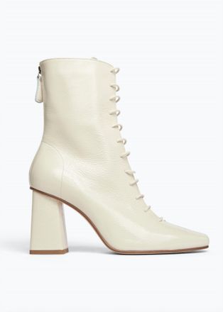 Freda Salvador Womens Iona Boot In Cream Crinkle Patent