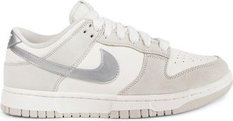 Nike Dunk Low Sneakers