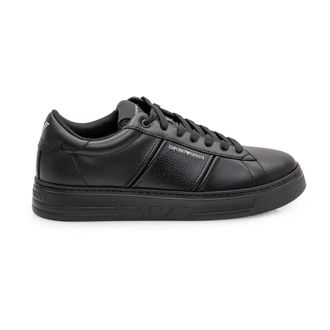 Emporio Armani Leren sneaker met logo-reli&euml;f en contrasterend paneel - Heren - Sneakers - Zwart - 41 EU - Leer - Schoenen