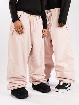 Beyond Medals. Park Broek roze