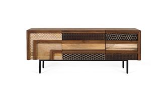 Giner&Colomer Mueble de tv de madera de mango con patrones geom&eacute;tricos texturizados