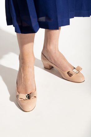 Ferragamo Vara Pumps, Womens, Beige
