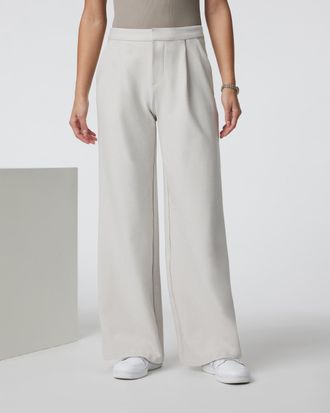 Vuori Clothing Elevation Trouser-Short | Ecru Heather | Medium