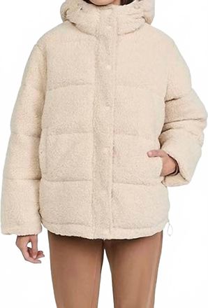 Good American Sherpa Cocoon Puffer Jacket In Tusk Off White