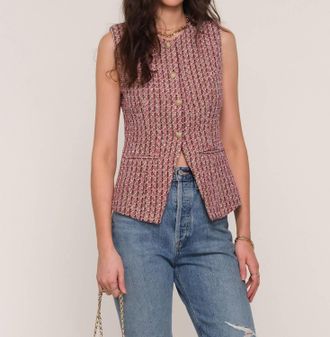 Heartloom Chase Vest In Berry