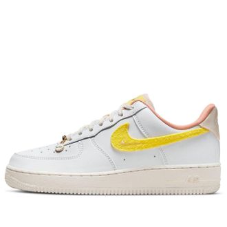Nike (WMNS) Nike Air Force 1 07 LX Mama DV2183-100