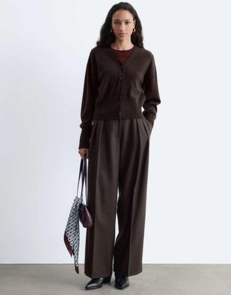 & Other Stories pantaloni sartoriali in lana, marrone cioccolato scuro