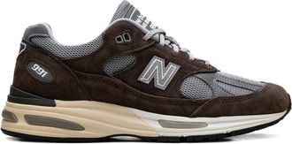 New Balance 991V2 sneakers met logopatch - Bruin