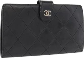 Chanel Pre-owned Wallets, female, Black, Size: ONE SIZE Pre-owned Leather Wallet