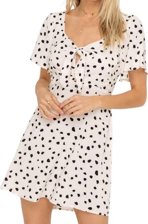 Lush Front Knot Dress In White/black