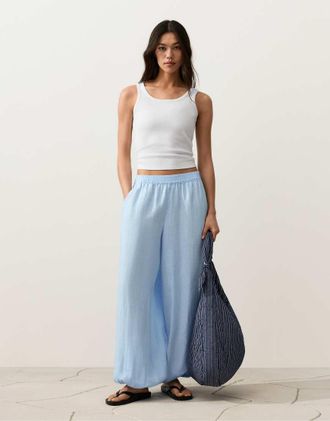 Oysho Pantaloni bloomer in 100% lino blu