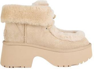 UGG ESMEE LACE UP