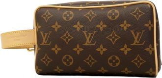 Louis Vuitton Brown Clutch Bag (Pre-Owned)
