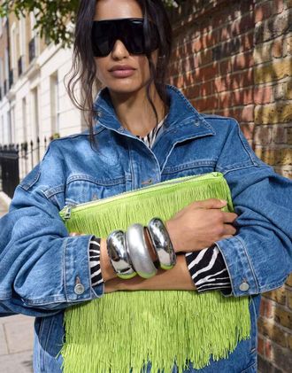 Topshop Jasmine borsa envelope con frange verde