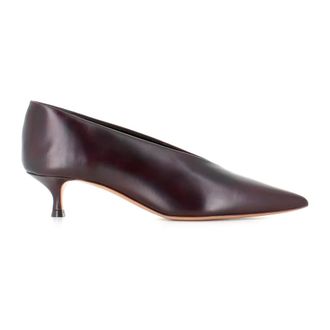 Le Monde Beryl Pumps, female, Red, Size: 6 1/2 US Pointed D&eacute;collette