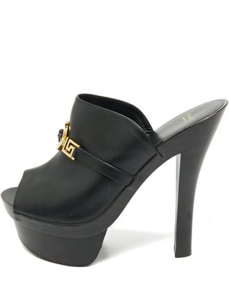 Versace Insignia leather slide sandals - women - Calf Leather/Calf Leather/Calf Leather - 38.5 - Black