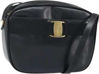 Ferragamo Pre-owned Cross Body Bags, female, Black, Size: ONE SIZE Pre-owned Leather Shoulder Bag