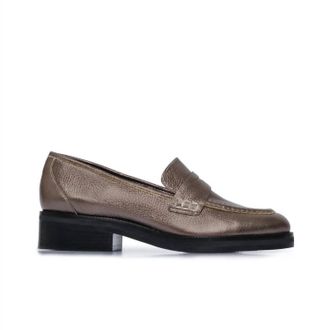 Bernardo Women Tabitha Loafer In Pewter