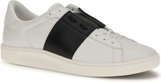 Valentino Garavani Mens Black Calf Leather Bos Taurus Low Top Sneakers