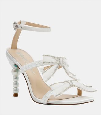 Betsey Johnson Womens Sammy Heel In Ivory