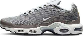 Nike Air Max Plus SE Flat Pewter DV7665-002