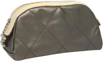 Chanel Pre-owned Leather pouches - Dames - Vintage Tassen - Grijs - ONE Size - Leer - Vintage
