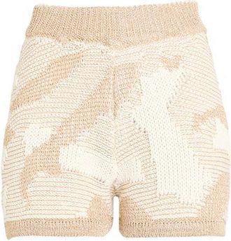 Akep Shorts & Bermuda Shorts