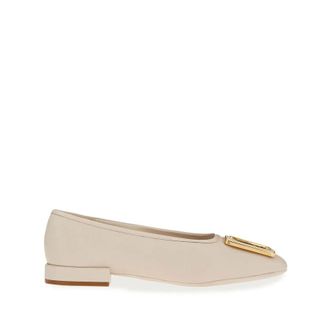 Ferragamo Ladies Beige Flats, US Size 4.5