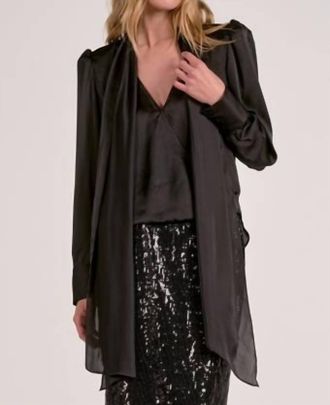 Elan V-Neck Scarf Top In Black