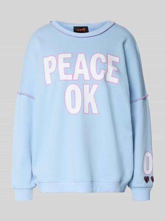 Miss Goodlife Oversized Sweatshirt mit Statement-Print Modell Peace OK in Hellblau, Gr&ouml;&szlig;e XL