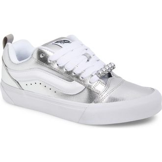 Vans Old Skool Sneaker in Metallic Leather Silver at Nordstrom Rack, Size 6.5