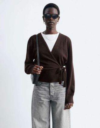 & Other Stories cardigan avvolgente in pura lana marrone scuro