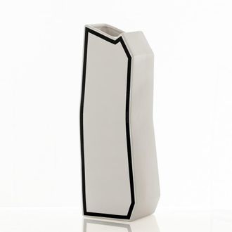 Oresteluchetta Jarr&oacute;n de cer&aacute;mica blanca con detalles negros 50x13x17 cm