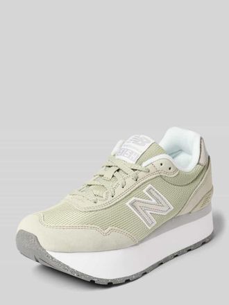 New Balance Sneaker mit Logo-Detail in Oliv, Gr&ouml;&szlig;e 37,5