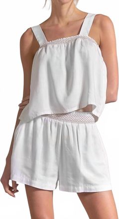 Elan High-Waist Trim Shorts In White