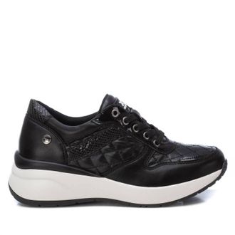 Xti Womens Casual Sneakers In Black