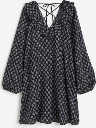 H&M Kleid in A-Linie mit Schn&uuml;rdetail - Schwarz