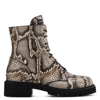 Giuseppe Zanotti Thora